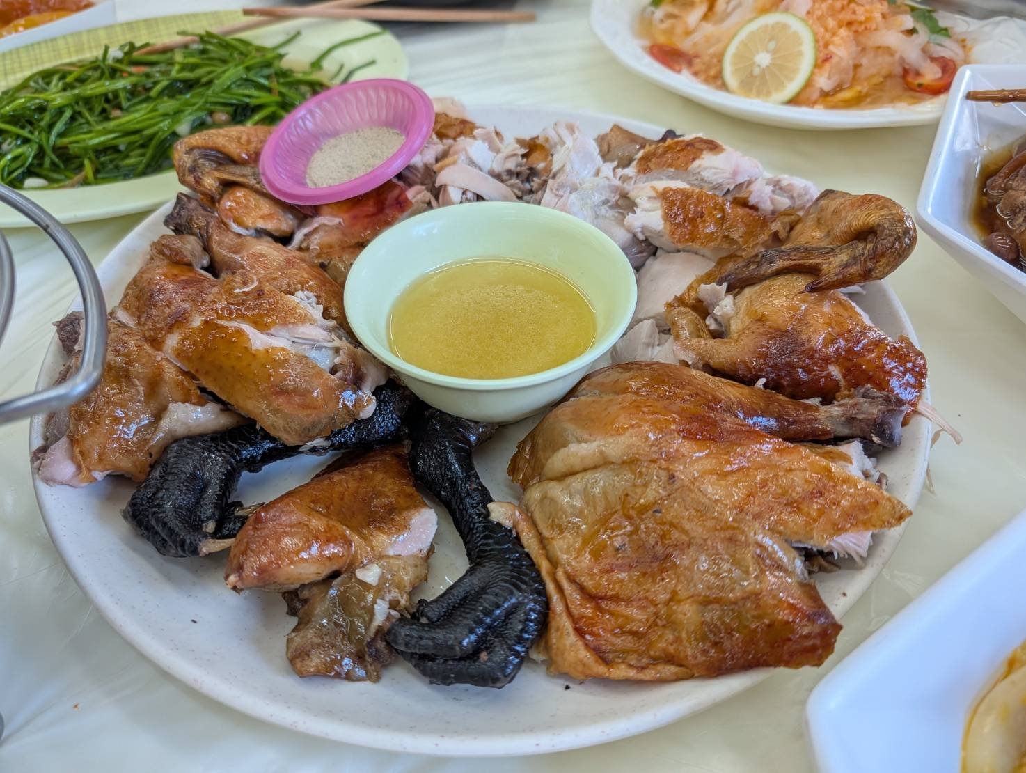 鄉村甕缸雞招牌甕缸雞